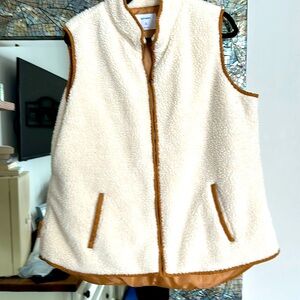 Old navy women’s plus 1x vest